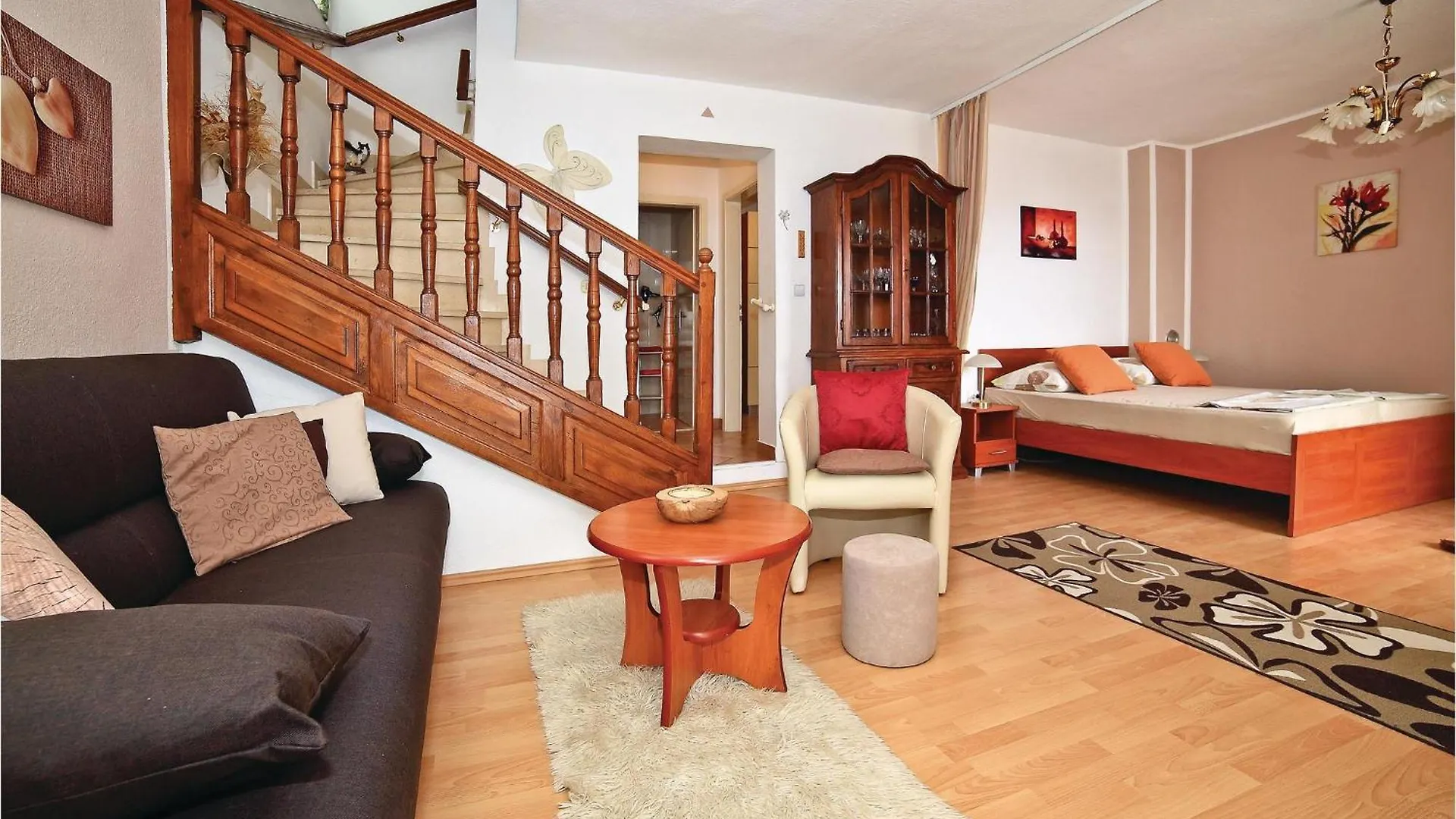 1 Bedroom Amazing Apartment In Okrug Gornji Trogir 0*,  Chorwacja